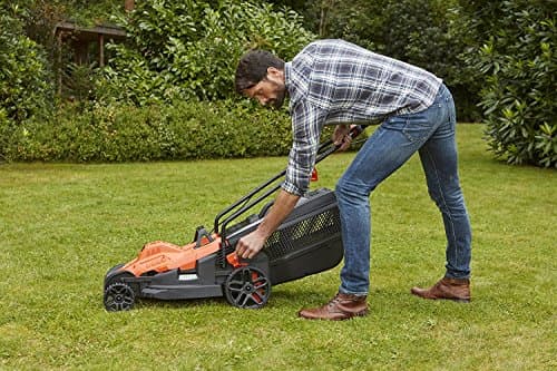 BLACK+DECKER BEMW481BH-QS 1800W Wired Lawn Mower Electric Lawn Mower 42 cm 6 Adjustable Heights 20, 30, 40, 50, 60 and 70 mm - Image 6
