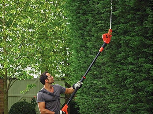 BLACK+DECKER Hedge Trimmer on Pole 550 W, Electric Hedge Trimmer 51 cm with Asymmetrical Blade, Telescopic Handle, Swivel Head and Double Switch, Distance 22 mm, PH5551-QS Black/Orange - Image 8