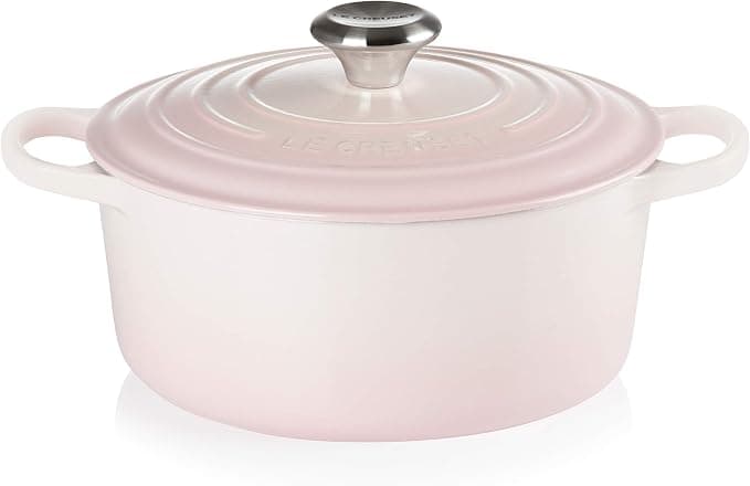Le Creuset Signature Enamelled Cast Iron Casserole with Lid, Ø 24 cm, Round, 4.2 L, 4.3 kg, Shell pink, 21177247774430 - Image 1