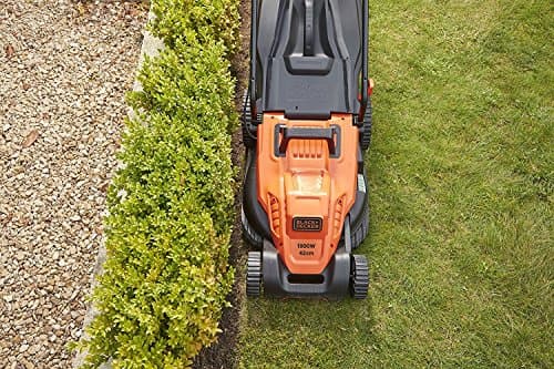 BLACK+DECKER BEMW481BH-QS 1800W Wired Lawn Mower Electric Lawn Mower 42 cm 6 Adjustable Heights 20, 30, 40, 50, 60 and 70 mm - Image 7