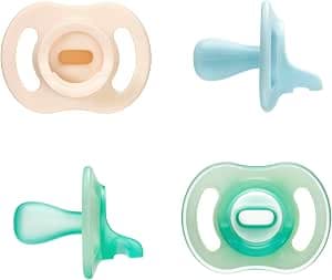 Tommee Tippee Day & Night Ultra-Light Dummy Always On 0-6 Months, Pack of 4, Orthodontic Dummy, Silicone One-Piece Design, Soft Skin Effect, 2 Glow in the Dark Soothers
