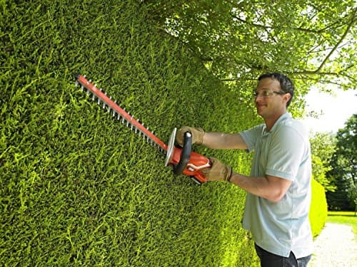 BLACK+DECKER GTC1845L20-QW Wireless Hedge Trimmer 18 V Electric 45 cm with 2 Ah Battery, Asymmetric Double Action Blade, Double Switch and Double Handle, Distance 18 mm - Image 7