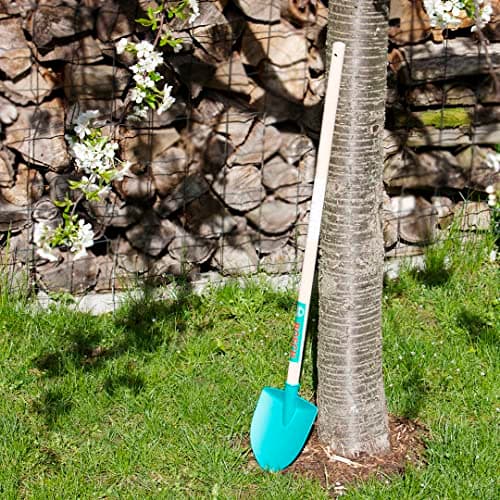 Theo Klein 2794 Bosch Long Handle Tools I Consisting of a Shovel, Leaf Rake, Rake and Broom I Toy for Children from Three Years Old - Image 5