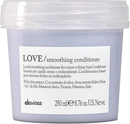 Davines LOVE Smoothing Conditioner - smoothing conditioner for curly or unruly hair 250ml - New Formula 2022