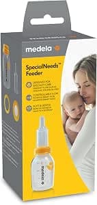 Medela SpecialNeeds Feeder | Specialized feeding device for babies with cleft lip or palate, syndromes or disorders