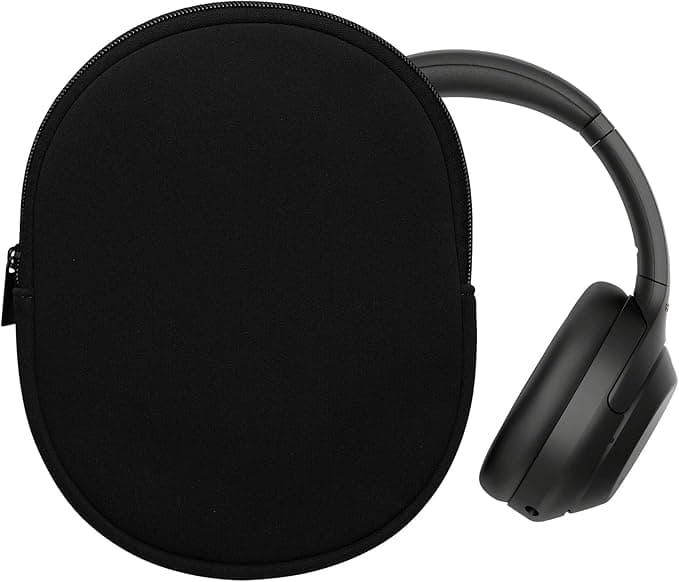 kwmobile Case Compatible with WH-1000XM4 / WH-1000XM3 / Jabra Evolve 20 - Soft Neoprene Protective Case for Headphones 21.5 x 16 cm - Black