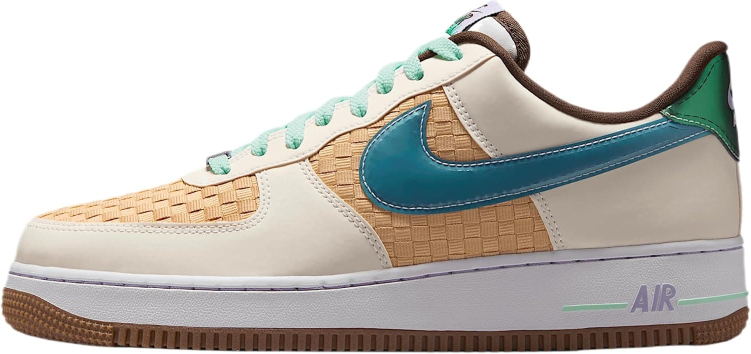 Nike Men's Air Force 1 Retro Sneaker - Image 1