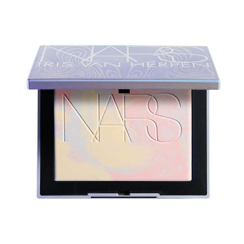Light Reflecting Prismatic Powder