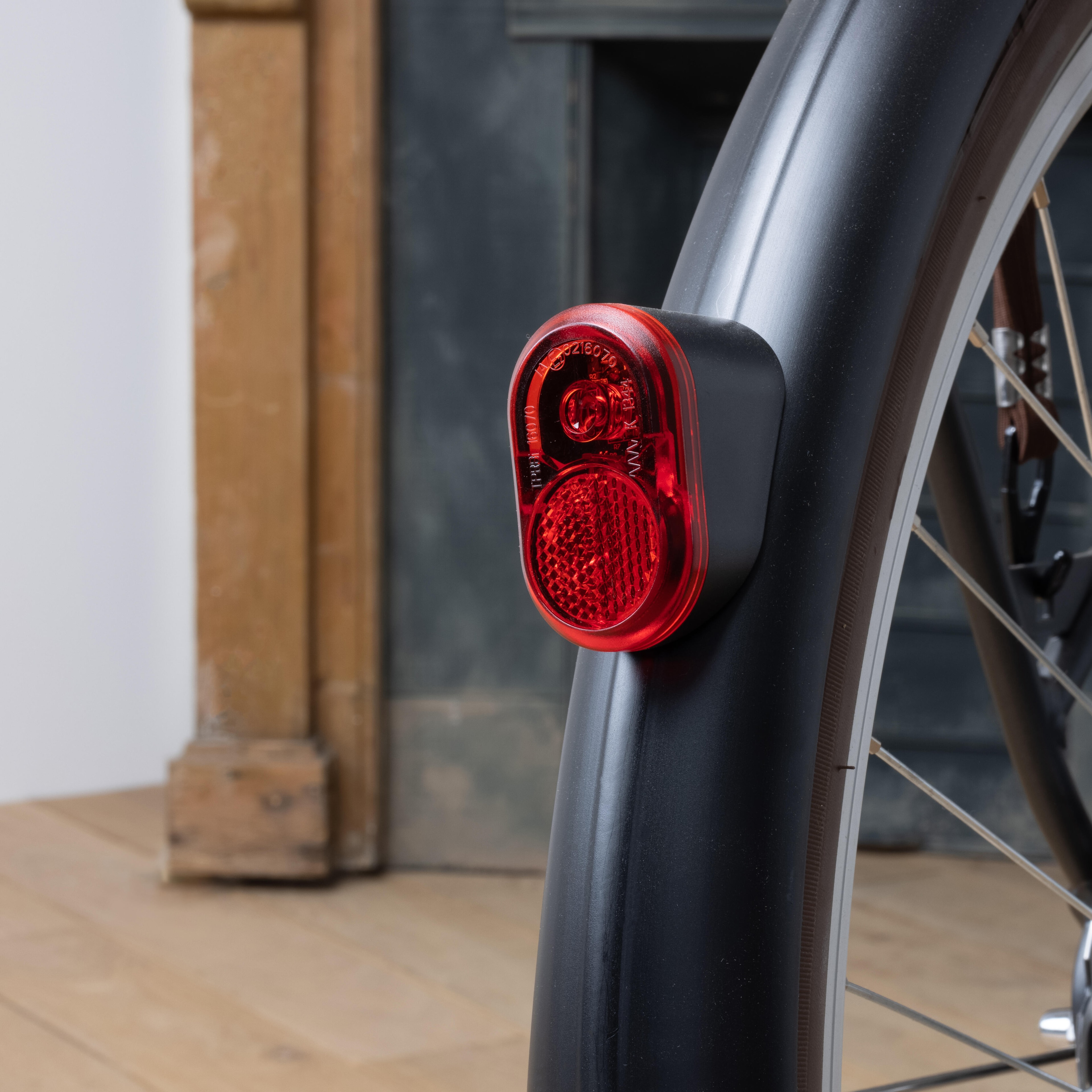 Lumiere velo arriere dynamo led steady noir - Image 1