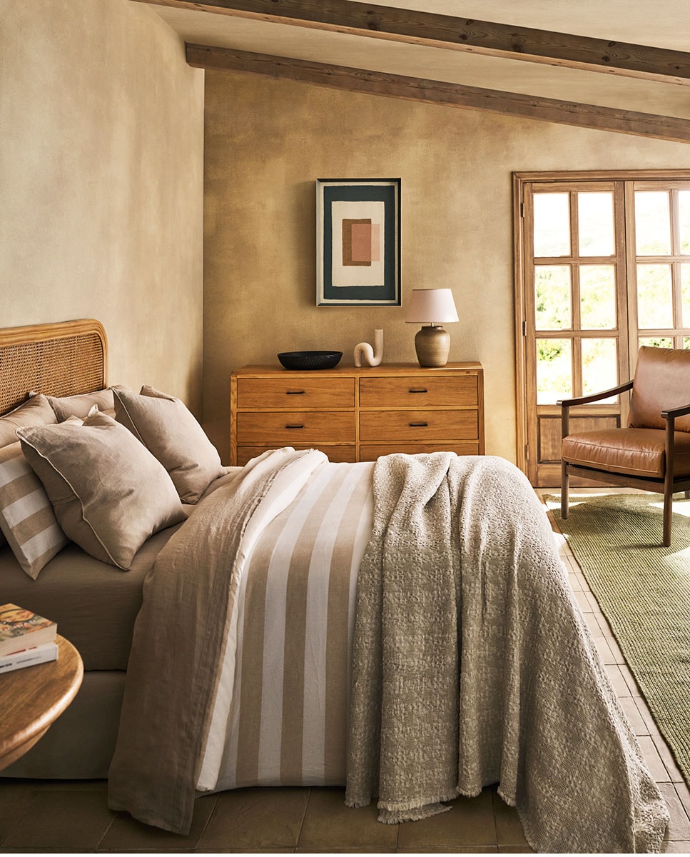 El Corte Inglés - Colección de cama Orson beige. - Image 1