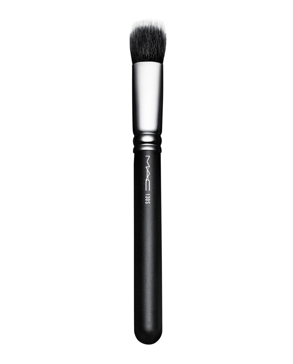 M.A.C - Brocha 130S Short Duo Fibre M.A.C. - Image 1
