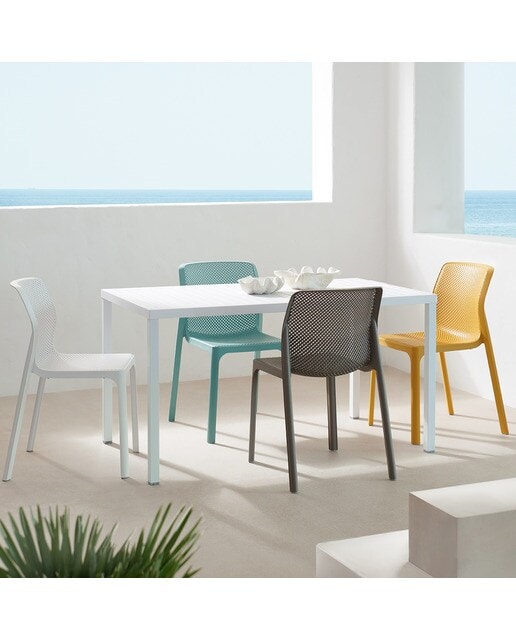 El Corte Inglés - Colección con mesa rectangular Cube y sillas Bit Nardi. - Image 1