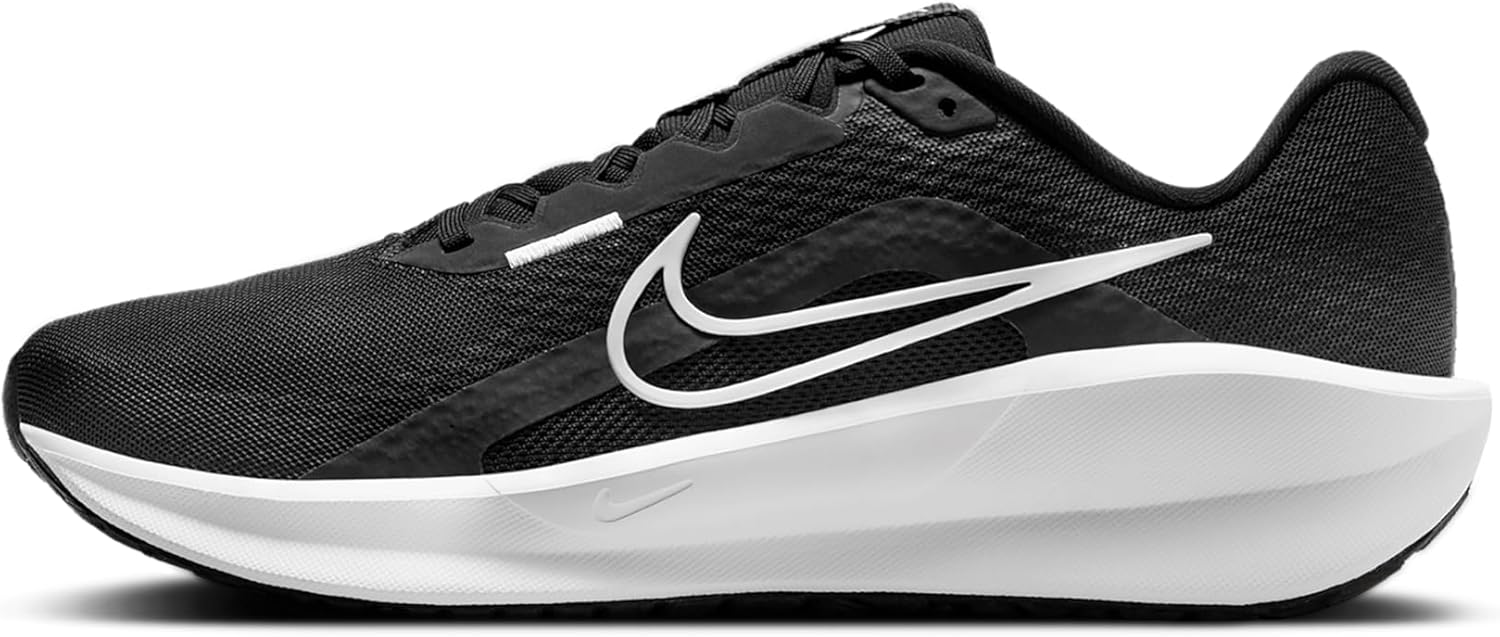NIKE Downshifter 13 Running ShoeMen´s - Image 1