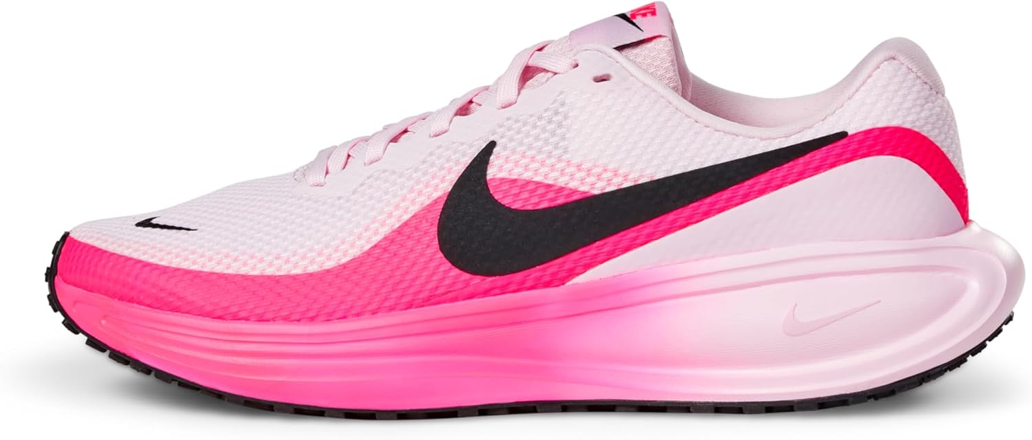 Nike Revolution 8 Women's Sneaker - Image 1