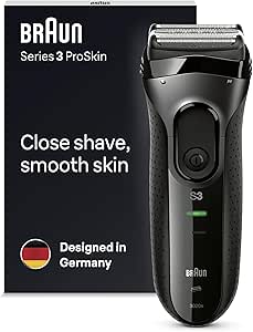 BRAUN Men's Series 3 Pro Skin 3020s Electric Beard Shaver, Black, Waterproof and Wireless, Rechargeable Grille, Precision Head for Effective Facial Shaving, Integrated Trimmer - Image 1
