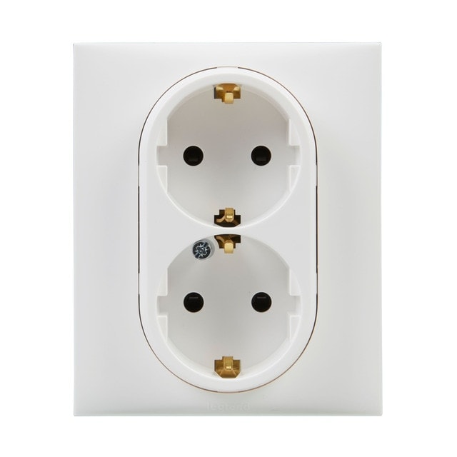Legrand - Enchufe Doble Nstep Bl. - Image 1