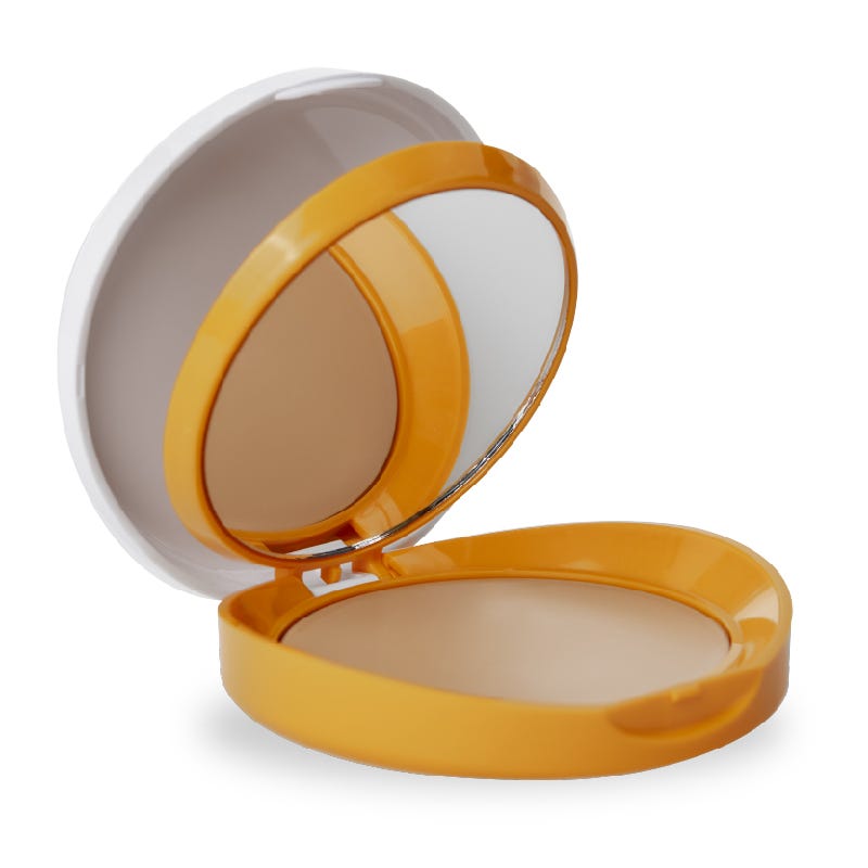 Color Compact Oil Free Spf50 - Image 1