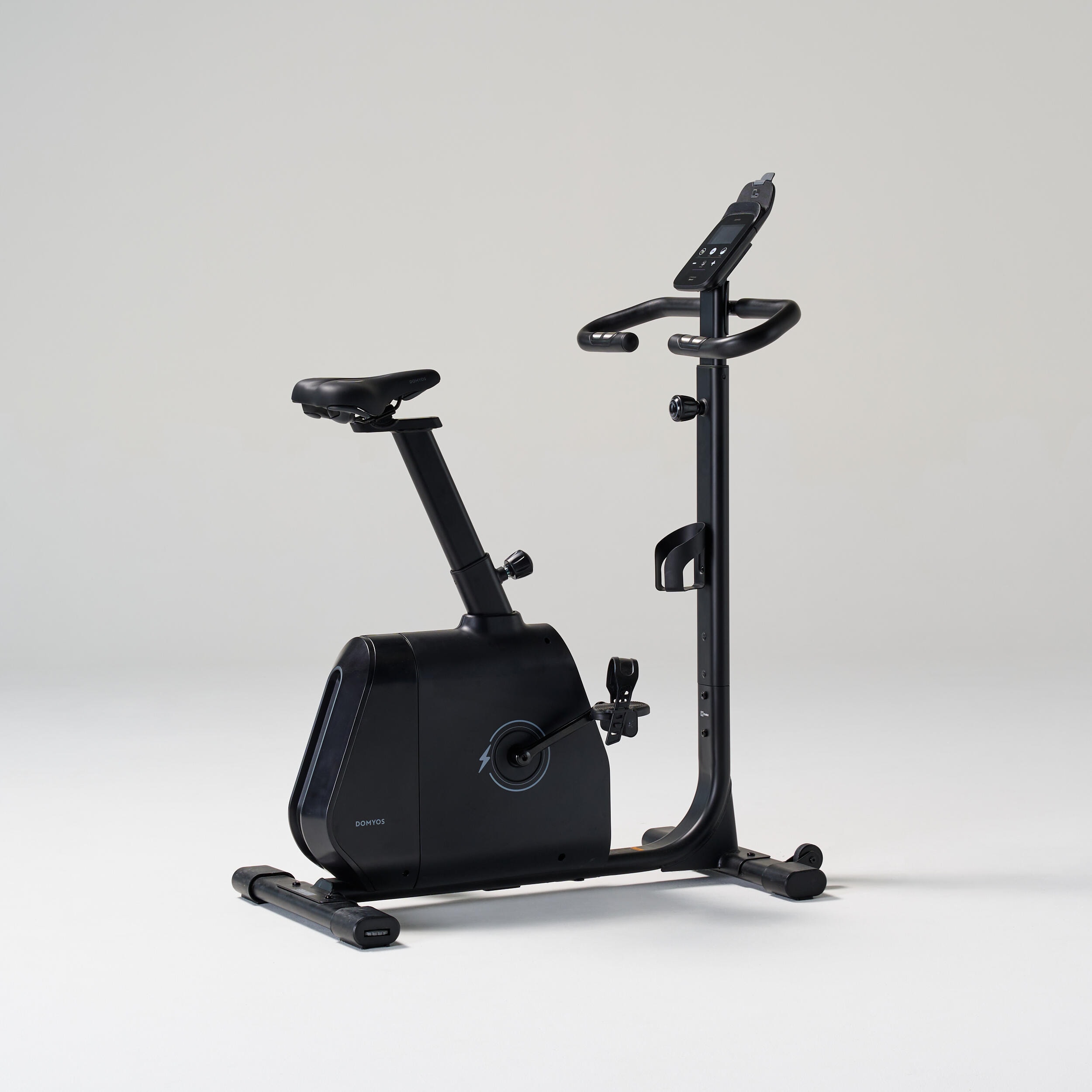 Vélo d'appartement avec résistance motorisée, EB520 B, garanti par Decathlon - Image 1