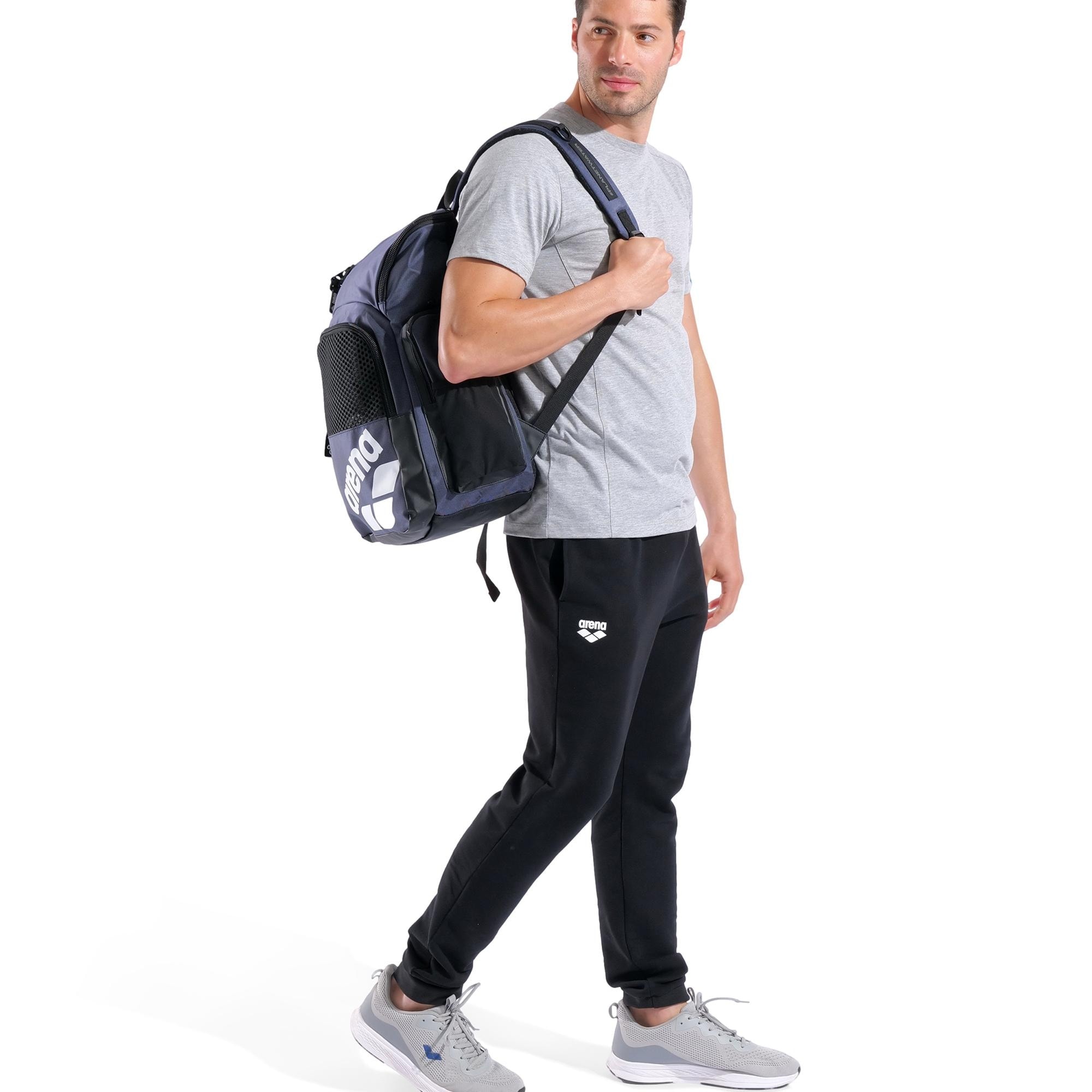 Arena - Mochila para deporte y natación One Go Swim Sports 35L Arena. - Image 1