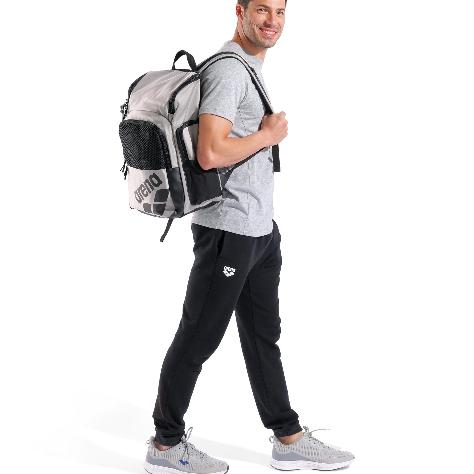 Arena - Mochila para deporte y natación One Go Swim Sports 35L Arena. - Image 1