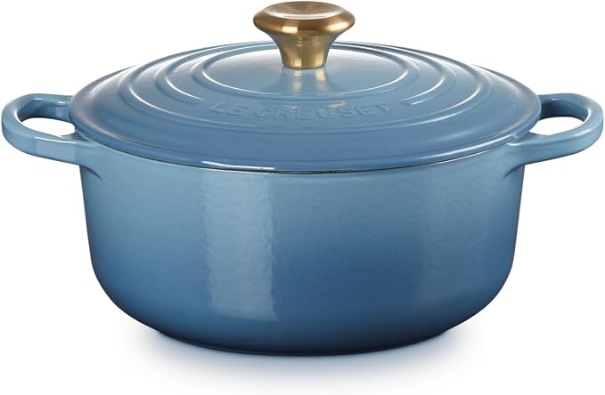 Le Creuset Chambray 21177204344441 Enamelled Cast Iron Signature Casserole Dish with Lid, Ø 20 cm, Round, 2.4 L, 3.1 kg - Image 1