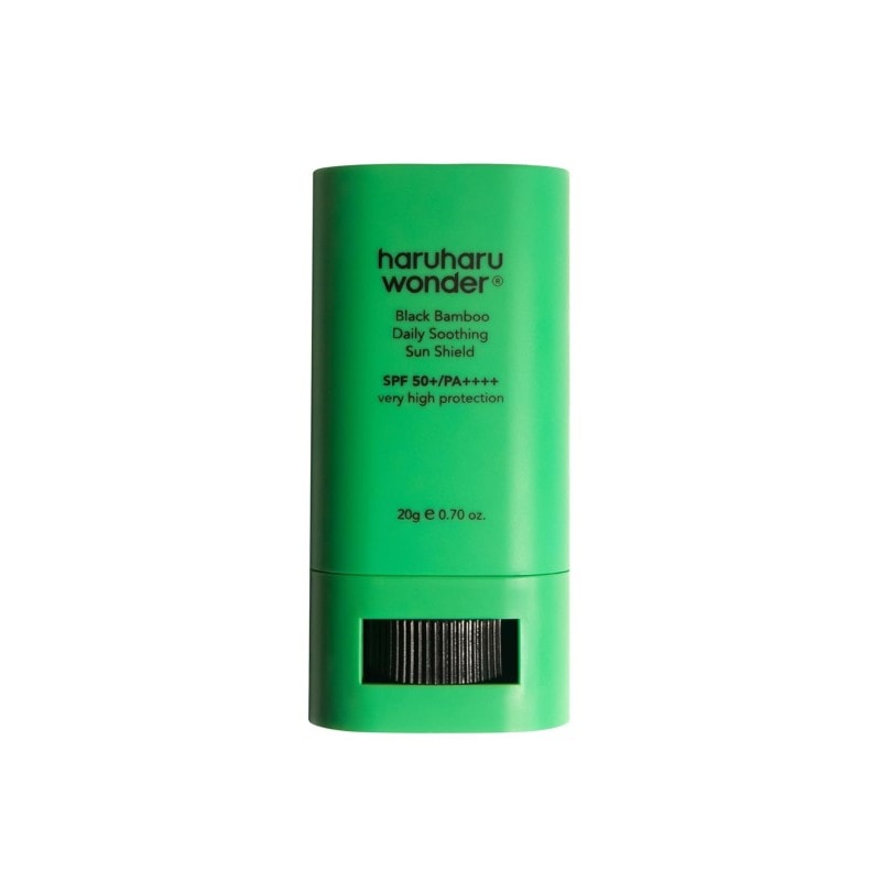 Haruharu Wonder Protector solar Stick Black Bamboo SPF50+/PA++++ 20g - Image 1
